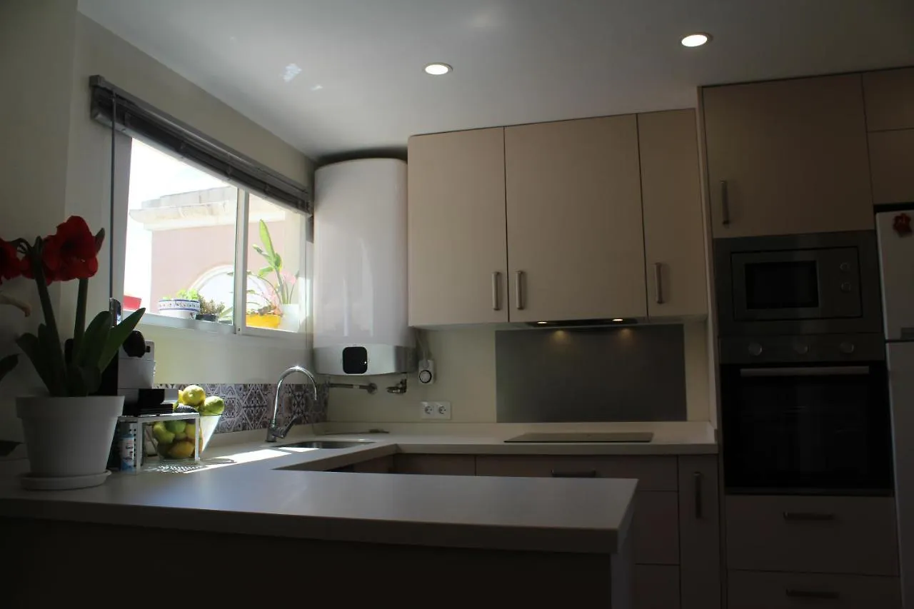 Torremolinos 5º Fllor Apartment Homestay