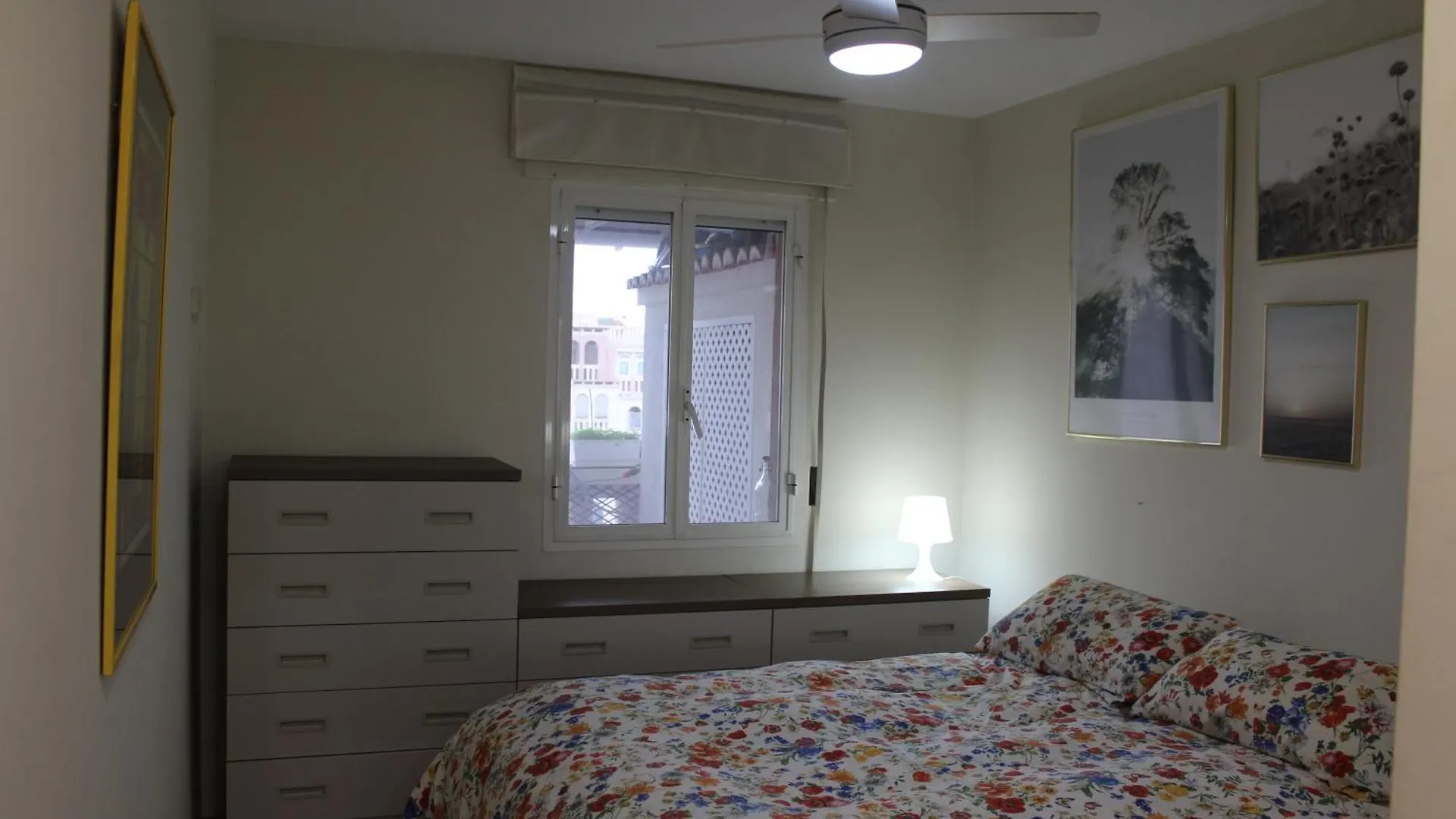 Torremolinos 5º Fllor Apartment Homestay